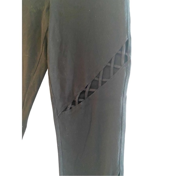 Marc New York performance designer leggings with open lattice front of legs L
C - Picture 4 of 8